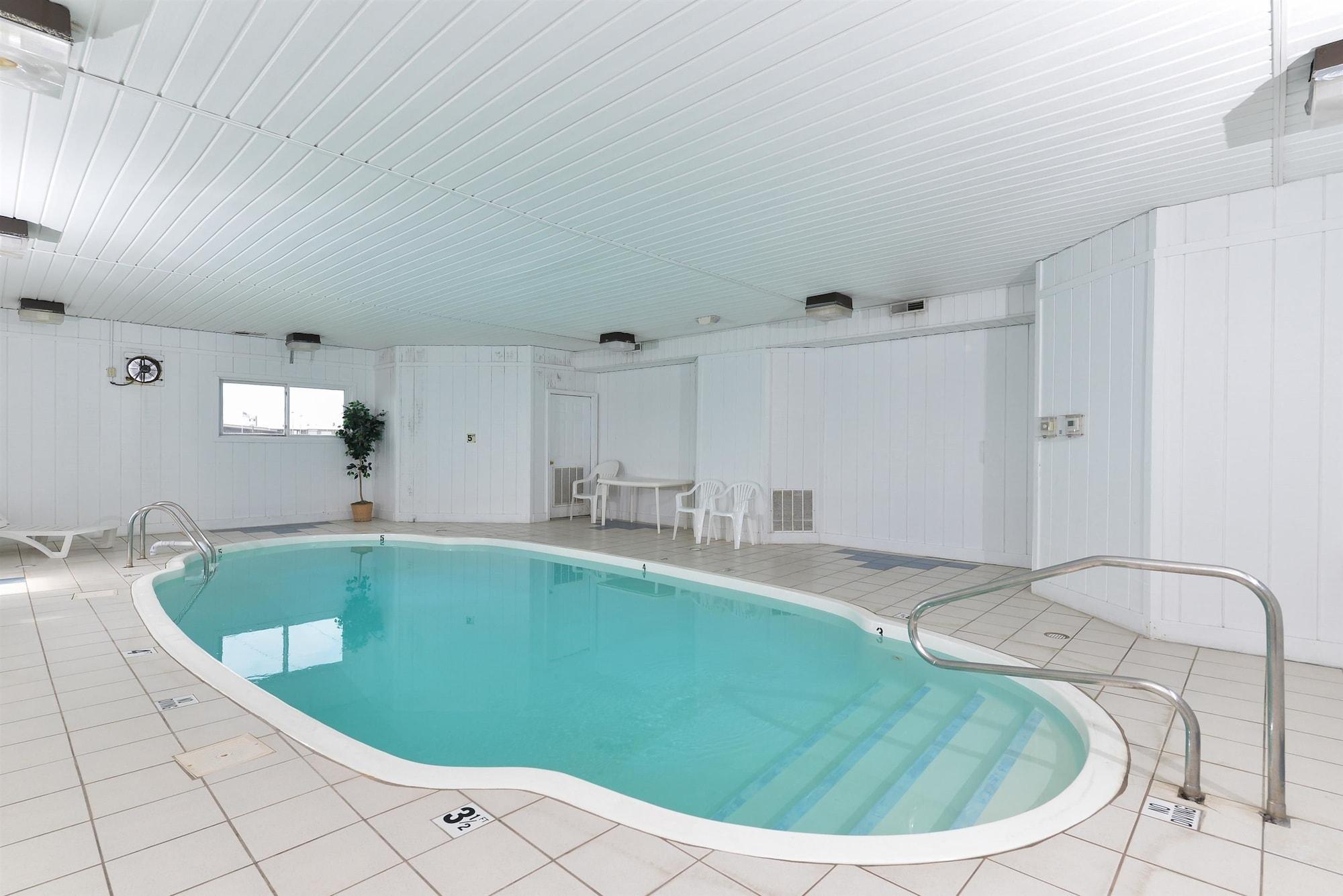 Hotel Ramada By Wyndham Effingham Exteriér fotografie