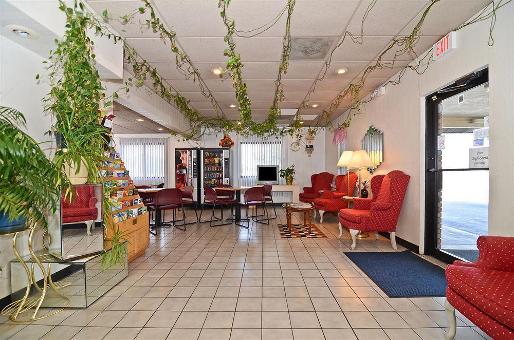 Hotel Ramada By Wyndham Effingham Interiér fotografie