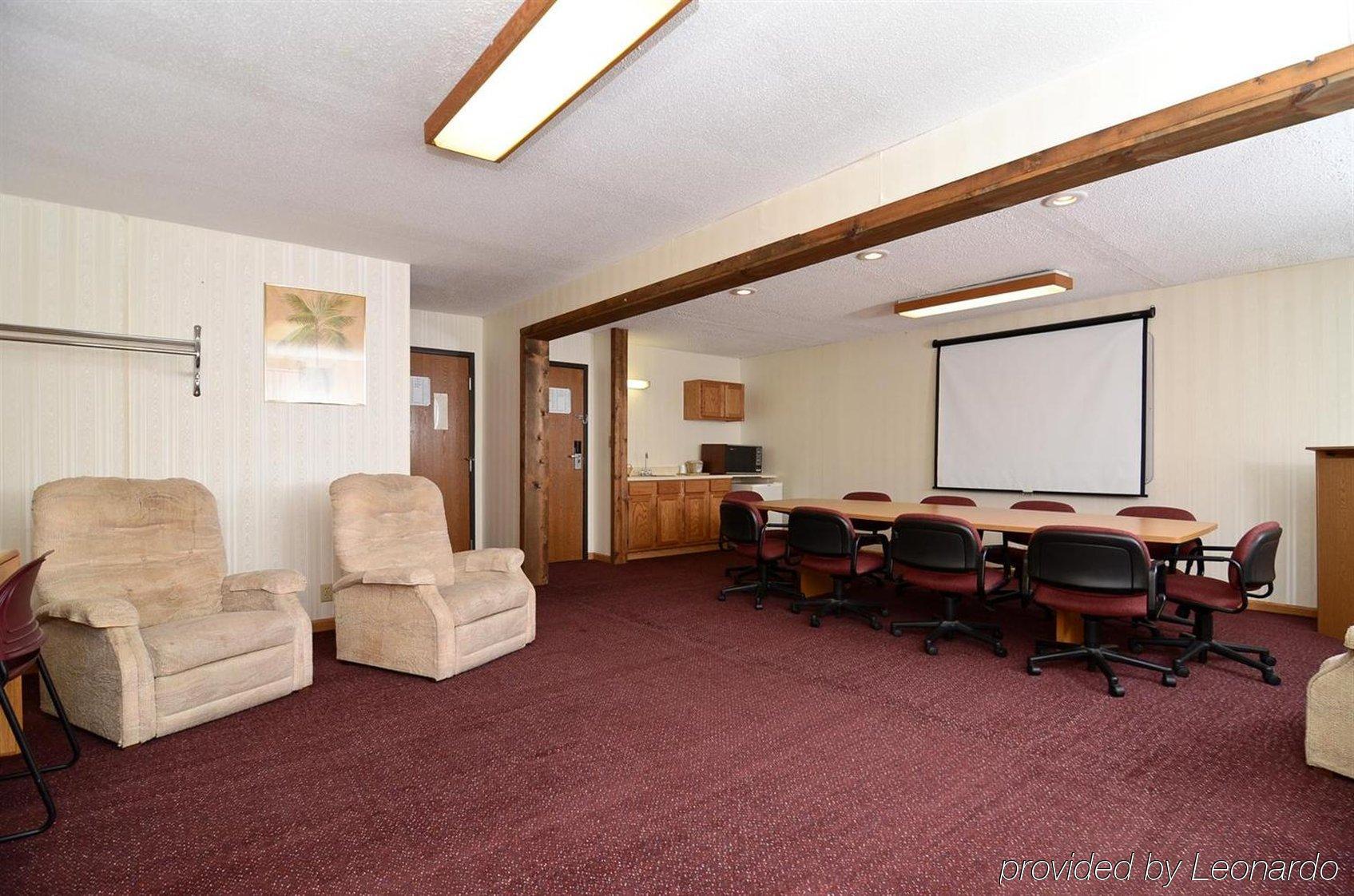 Hotel Ramada By Wyndham Effingham Obchodní fotografie