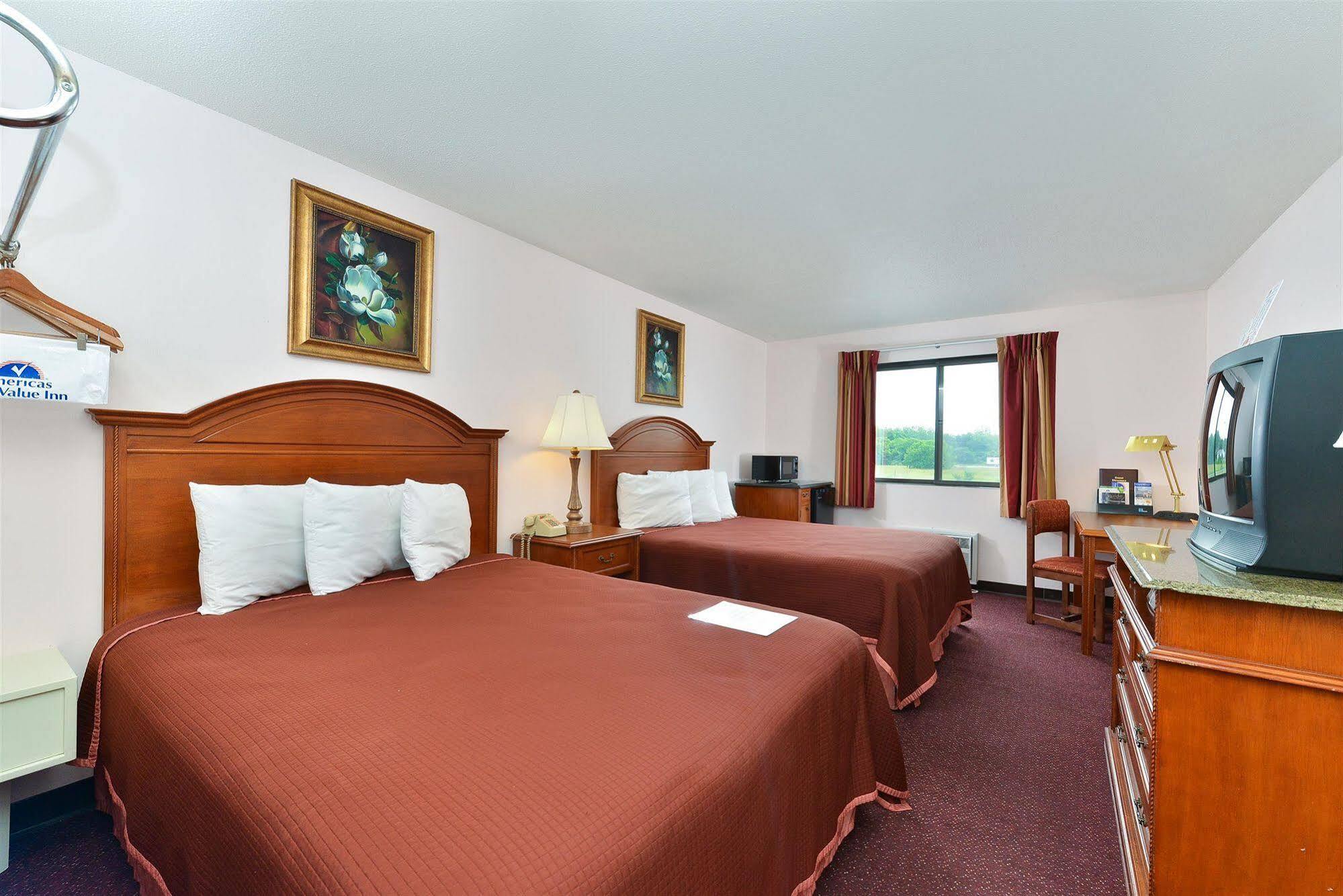 Hotel Ramada By Wyndham Effingham Exteriér fotografie